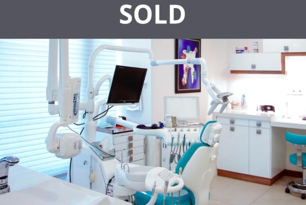 Sample operatory with dental chair