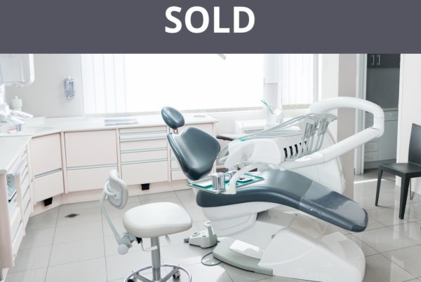 Sample operatory with dental chair